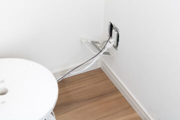 コンセント口の修理