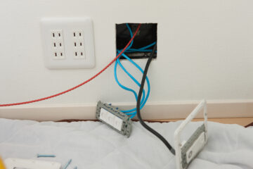 壁とコンセント